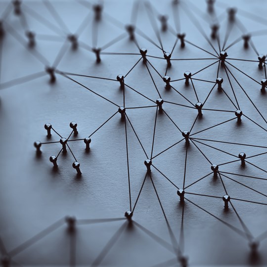 9 Ways to Use LinkedIn for Growing Your Business Network