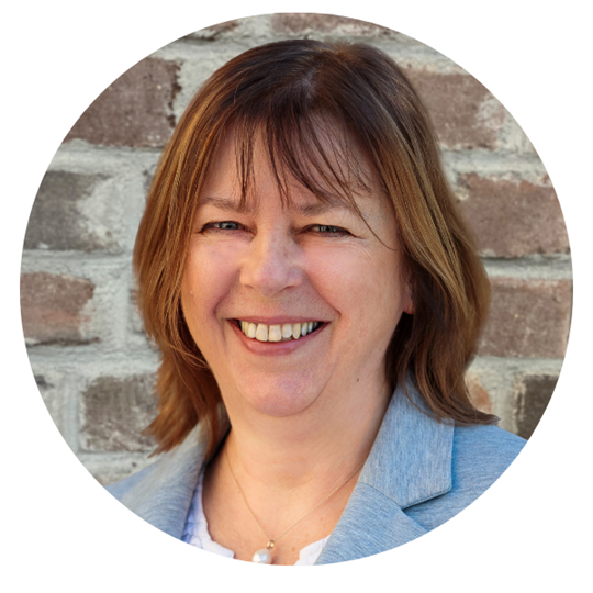 Carolyn  Wright