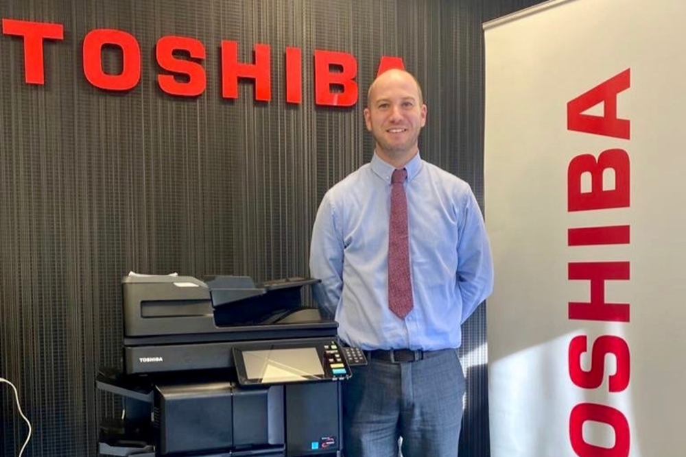 Kenny Edwards & Toshiba Coper High Res Edited